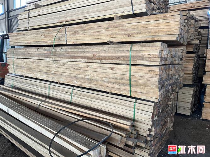 因工厂加工木方规格太多.现便宜处理300多方木方好料.规格厚度2.